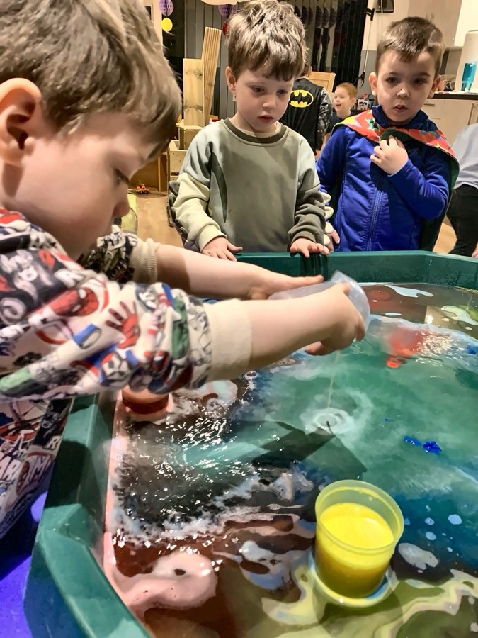 Life at Handprints Nurseries in Corby