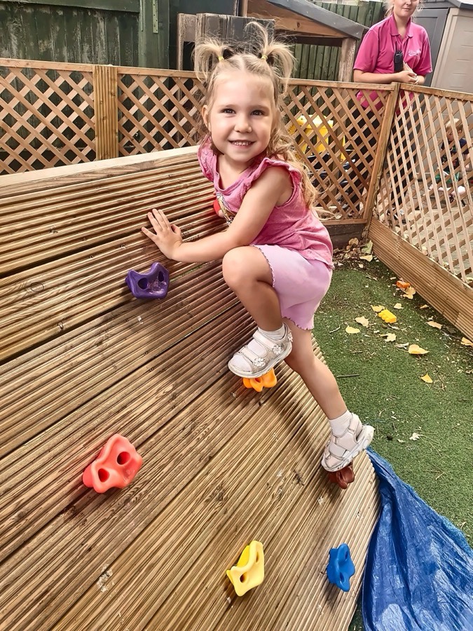 Life at Handprints Nurseries in Corby